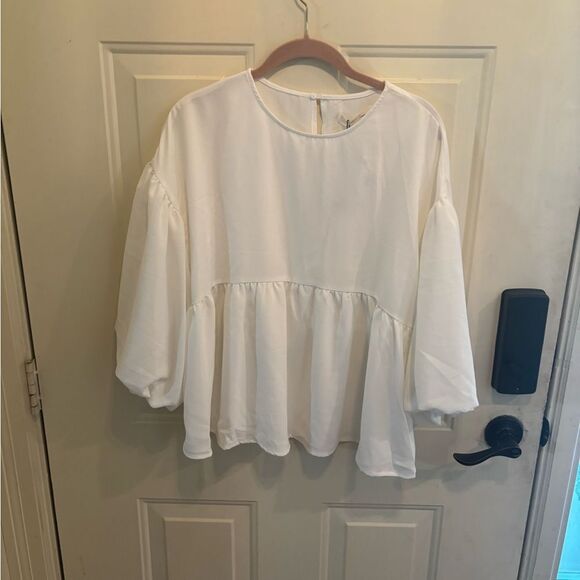 Anthropologie Mustard Seed Cream Blouse with 3/4 Sleeves and Relaxed Fit - Picture 2 of 5